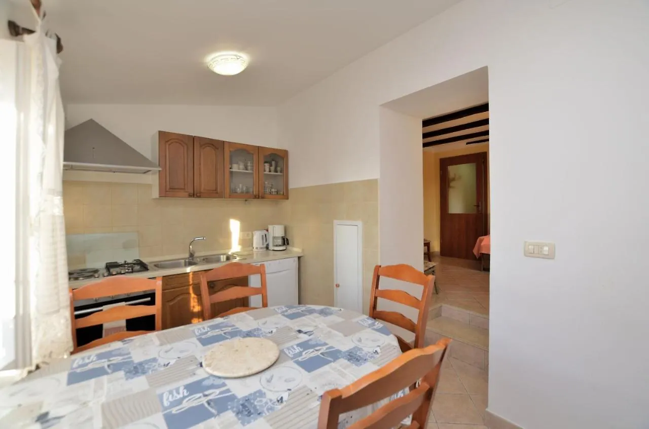 Apartment Stari Grad Lovran Kroatië