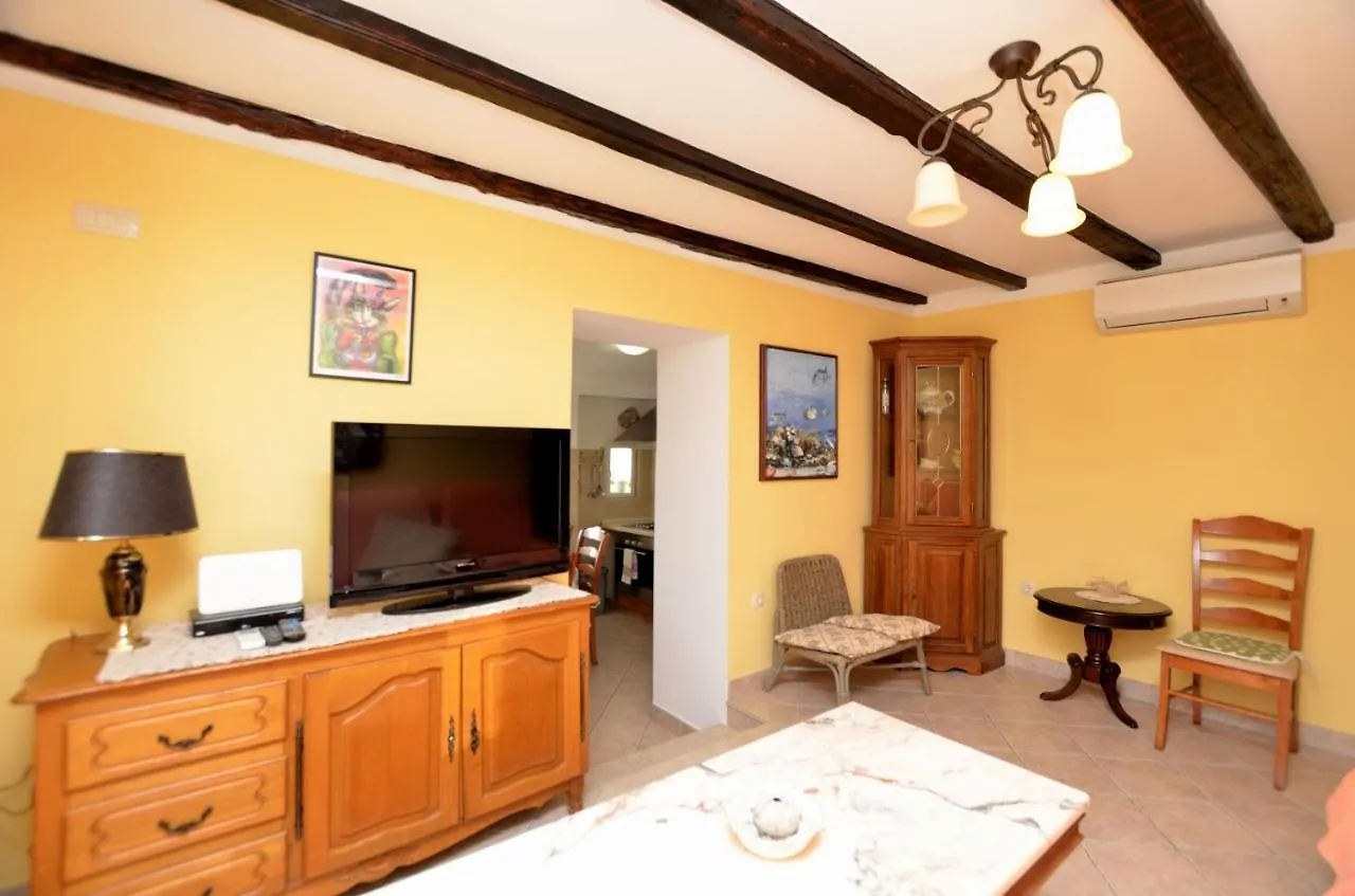 Apartment Stari Grad Lovran