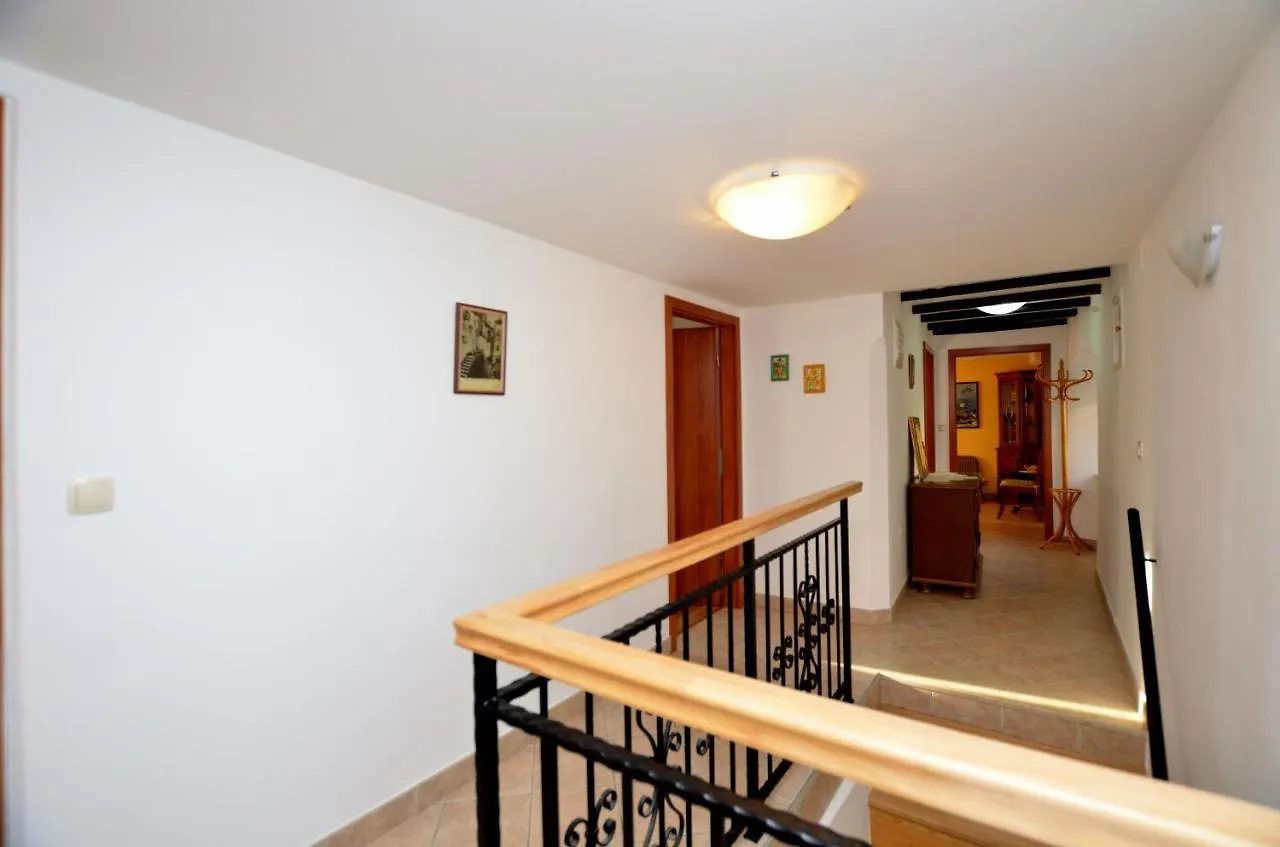 Apartment Stari Grad Lovran 0*,  Kroatië