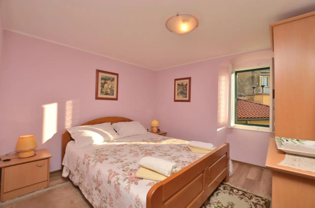 Apartment Stari Grad Lovran Chorvatsko