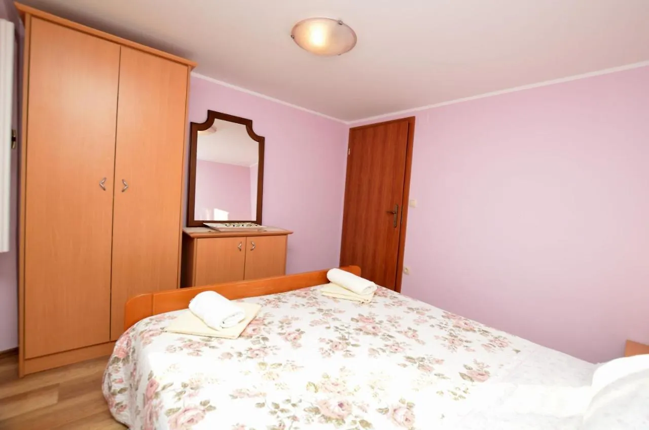 Apartment Stari Grad Lovran