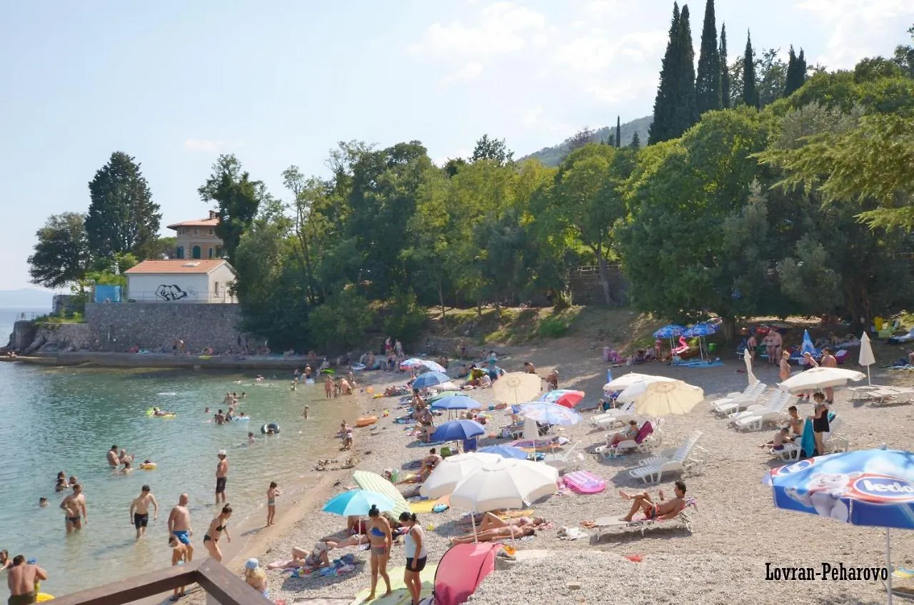 Apartment Stari Grad Lovran